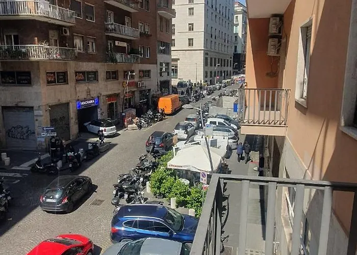 Zonacentro בית הארחה